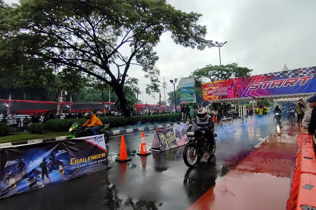 Polda Metro Jaya mencatat 1.124 peserta dari Jabodetabek dan sejumlah provinsi mengikuti ajang balap motor jalanan (street race) seri kelima di Kemayoran, Jakarta Pusat.