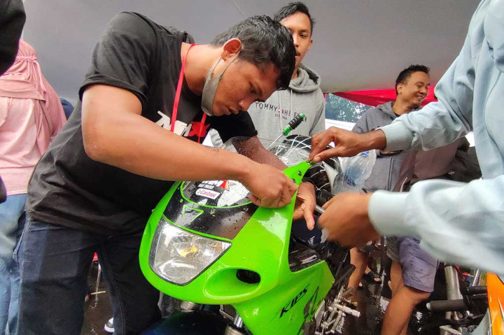 Ia meyakini ajang balap motor itu dapat mengurangi balapan liar. 