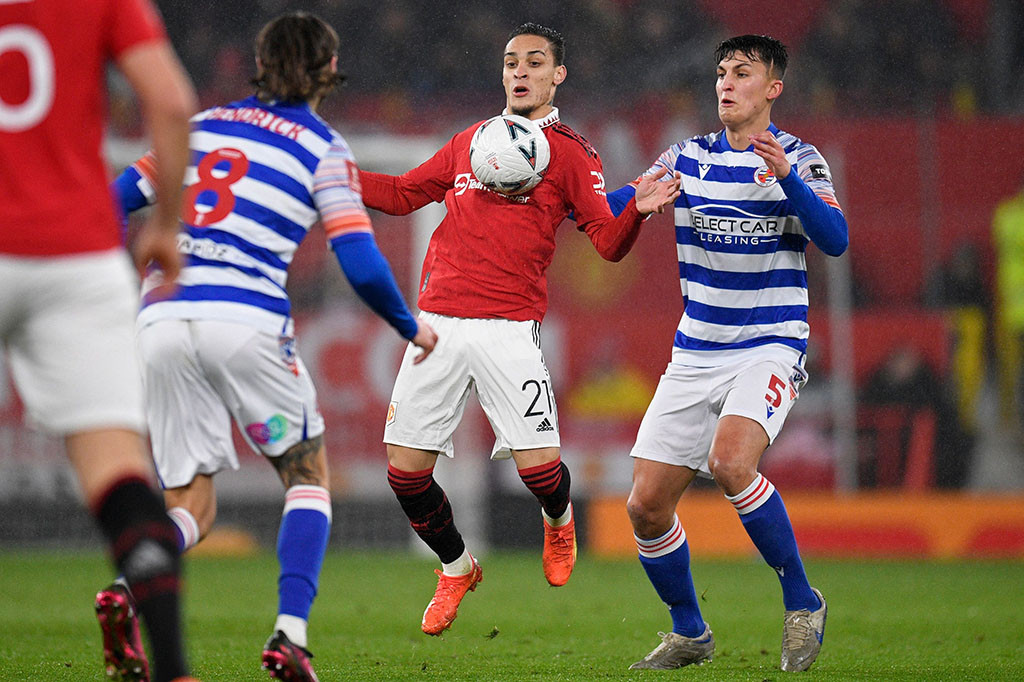 Kemenangan ini membuat MU lolos ke putaran keempat Piala FA. MU menyusul beberapa klub Premier League lain yang lebih dulu lolos seperti Manchester City dan Tottenham.