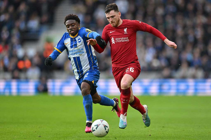 Keunggulan tersebut hanya bertahan selama sembilan setelah Brighton menyamakan kedudukan. Sebuah tendangan Tariq Lamptey dari luar kotak penalti membentur Lewis Dunk, yang mengubah arah bola dan mengecoh Alisson menjadi gol. Skor menjadi 1-1.