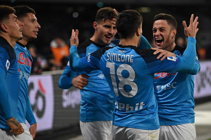 Namun Napoli dapat merestorasi keunggulannya menjelang laga usai. Zielinski mengirim umpan terobosan kepada Simeone, yang mampu membuka ruang untuk mengarahkan tembakan tertuju ke sudut atas gawang dari dalam kotak penalti. 