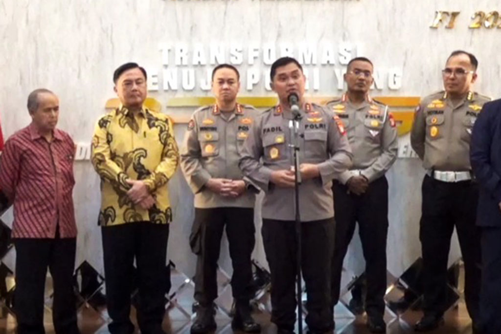 “Saya instruksikan agar kasus ini ditangani secara obyektif dan profesional juga transparan sehingga dapat menjadi acuan pihak penyidik untuk menentukan status dan hasil penyidikan dari kasus kecelakaan Muhammad Hasya,” ujar fadil di Jakarta, Selasa 31 Januari 2023.