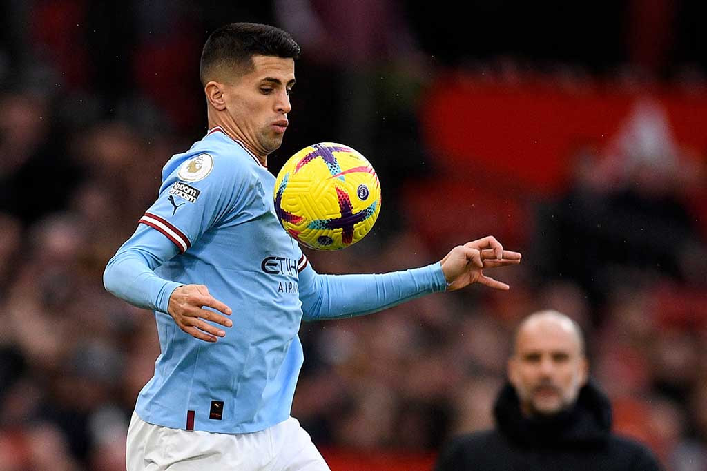 Cancelo, yang telah mencetak tujuh gol dalam 41 penampilan untuk Portugal, tiba di Munich pada Senin, 30 Januari dan menyelesaikan pemeriksaan medis pada Selasa untuk kepindahan yang bisa mengakhiri masa kerja pemain internasional Prancis Benjamin Pavard di Bayern.