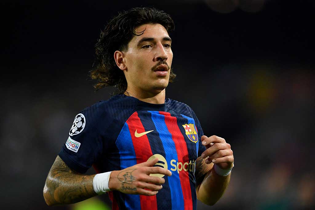 Bek kanan timnas Spanyol Hector Bellerin meninggalkan Barcelona untuk berlabuh ke Sporting Lisbon. Kedua belah pihak mengumumkan Selasa, 31 Januari 2023, beberapa menit sebelum penutupan jendela transfer.