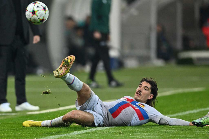 Dia kembali ke Barcelona sebagai pemain bebas di awal musim, tetapi gagal untuk mendapatkan tempat di starting line-up.