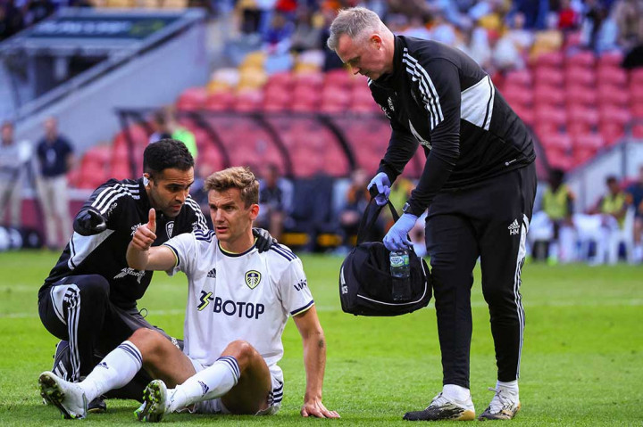 Di Roma, Llorente akan kembali dilatih oleh Mourinho. Pemain 29 tahun itu akan mengenakan kostum nomor punggung 14 di Giallorossi.