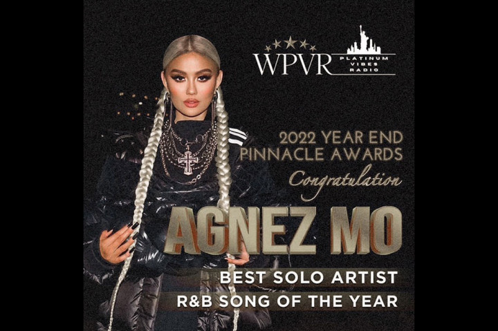 Penyanyi Agnez Mo memenangi penghargaan untuk dua kategori di WPVR 2022 Year-End Pinnacle Awards, yaitu artis solo terbaik (best solo artist) dan lagu R&B terbaik tahun ini (R&B song of the year) untuk 'Patience'.