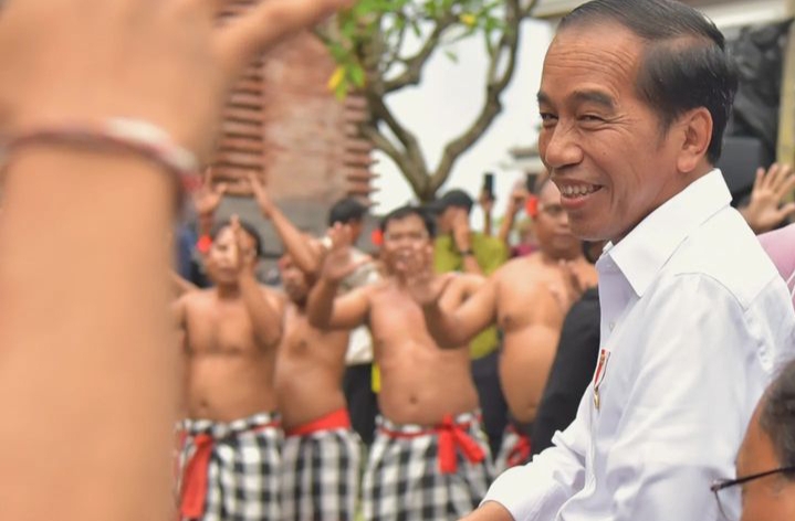 Blok A dan Blok B Pasar Seni Sukawati, yang luasnya 9.493 meter persegi, rampung direvitalisasi pada 2020, sementara Blok C selesai direnovasi pada 2021.