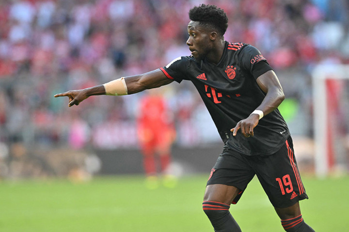 Alphonso Davies yang masuk sebagai pemain pengganti Cancelo melengkapi kemenangan Bayern pada menit ke-83, saat ia menanduk bola kiriman Matthijs de Ligt.