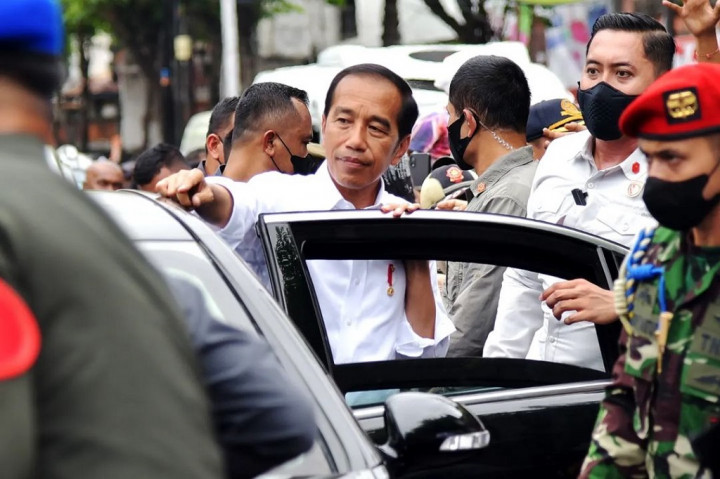 Berdasarkan keterangan resmi Biro Pers Sekretariat Presiden yang diterima di Jakarta, Kamis, 2 Februari 2023 Jokowi dan Iriana tiba di Pasar Anyar Singaraja dengan disambut Sekretaris Daerah Kabupaten Buleleng Gede
Suyas dan Kepala Pasar Gede Widiada. 