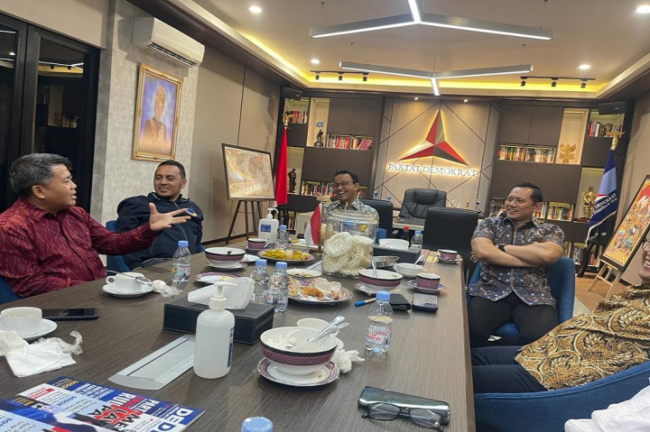 Sementara itu, Anies Baswedan mengucapkan terima kasih atas sambutan hangat dari AHY bersama perwakilan tiga partai koalisi. 