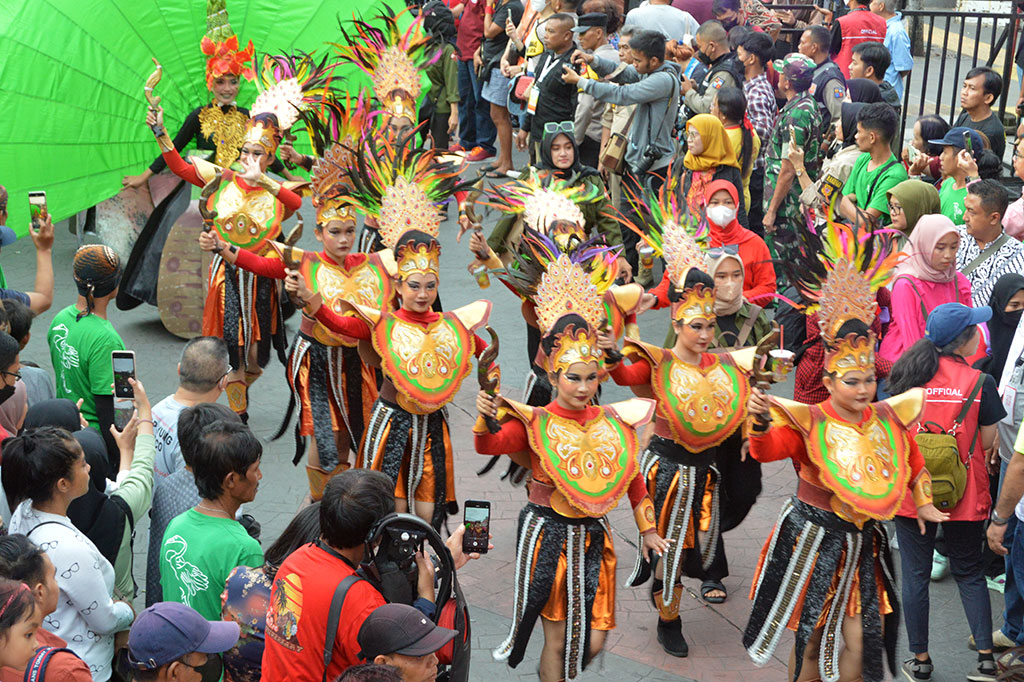 Dalam sambutannya, Wali Kota Bogor Bima Arya Sugiarto berpesan agar kegiatan festival budaya Bogor Street Festival Cap Go Meh yang selalu dibanggakan warga terus berlanjut sebagai simbol persatuan dan keberagaman yang selama ini diperjuangkan pemerintah kota bersama seluruh elemen masyarakat. 