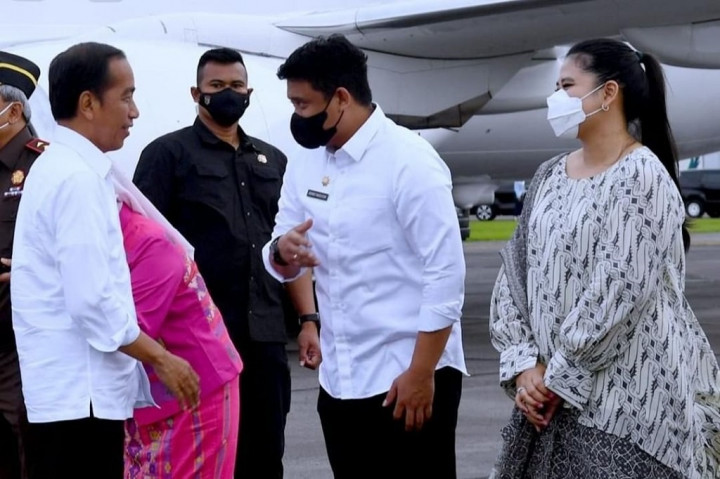 Sebelumnya, Presiden Joko Widodo dan Ibu Negara Joko Widodo beserta rombongan lepas landas menggunakan Pesawat Kepresidenan Indonesia-1 dari Pangkalan TNI AU Halim Perdanakusuma, Jakarta, Rabu, pukul 15.55 WIB.