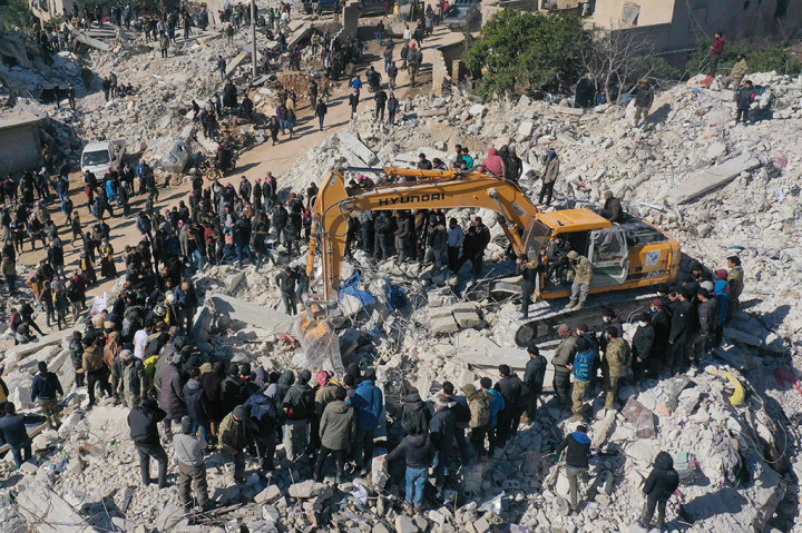 Turki terletak di salah satu zona gempa bumi yang sangat aktif di dunia. Pada 1999 gempa bermagnitudo 7,7 mengguncang Duzce.