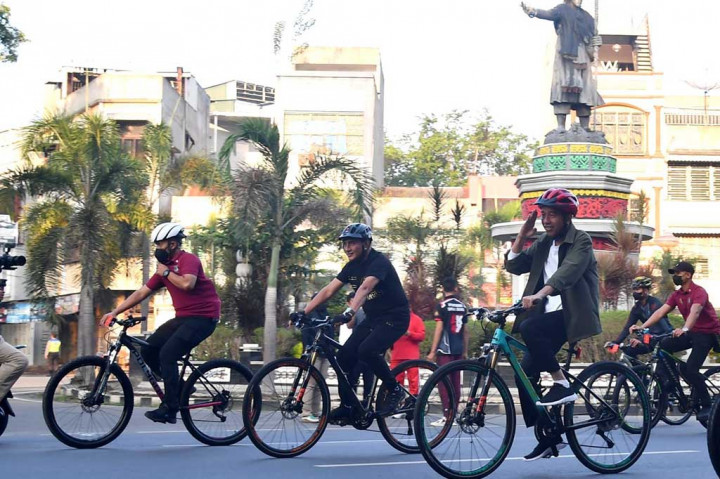 Kendati demikian, Kepala Negara menegaskan bahwa hal itu membutuhkan keberanian serta kemampuan untuk mengintegrasikan berbagai kepentingan yang ada.