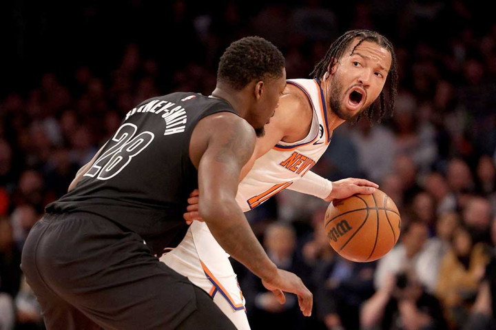Skor 40 poin yang dicetak guard New York Knicks Jalen Brunson membawa kemenangan atas Brooklyn Nets dengan skor akhir 124-106, sekaligus menghapuskan sembilan kekalahan beruntun dalam laga lanjutan NBA, di Madison Square Garden New York, Selasa, 14 Februari 2023 WIB.