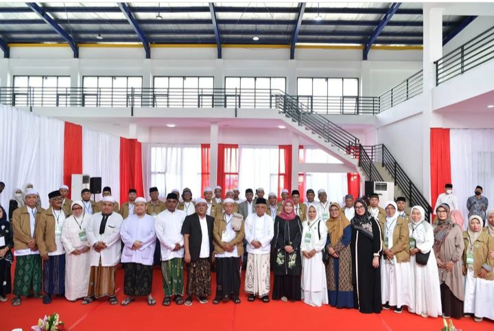Menurut Wapres, keberhasilan Syekh Nawawi al-Bantani menyemai ulama-ulama intelektual di nusantara dan internasional perlu dihidupkan kembali. Oleh karena itu, dengan cita-cita besar itu pula, kata Ma'ruf, dibangun Pesantren An-Nawawi Tanara.