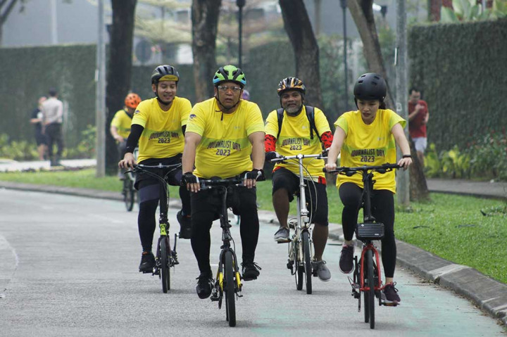 Peserta Jurnalis Gocapan mengelilingi kawasan Alam Sutera.