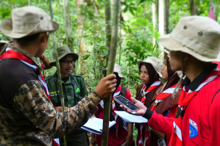 Soraya adalah nama stasiun penelitian yang merupakan salah satu dari tiga stasiun penelitian yang ada di hutan Aceh. Tempat itu tidak hanya untuk penelitian tapi juga pelatihan konservasi dan edukasi. Peneliti dari berbagai kalangan mahasiswa bahkan akademisi di seluruh dunia pun tertarik meneliti disana.