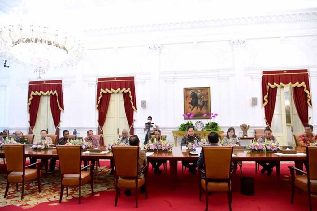 Erick juga menyampaikan tentang dukungan pemerintah mengenai perizinan penyelenggaraan pertandingan sepak bola.  