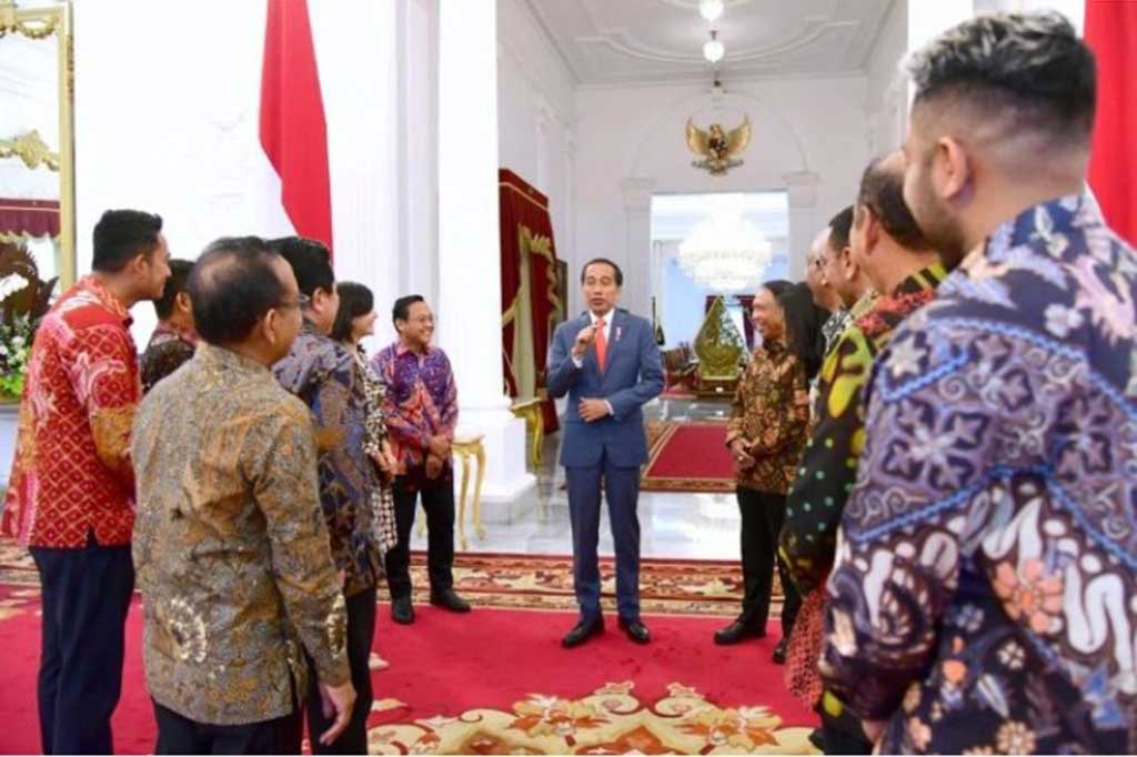 Erick menekankan pihaknya berkomitmen untuk segera merealisasikan cetak biru sepak bola nasional. 