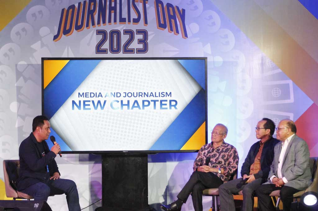 Kegiatan sharing session dengan para jurnalis senior. 