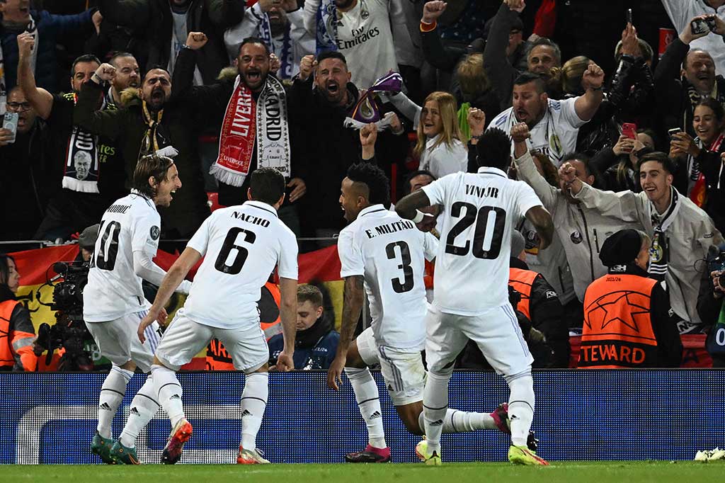 Real Madrid berhasil bangkit dari ketinggalan dua gol dan mempermalukan tuan rumah Liverpool dengan skor 5-2, dalam laga leg pertama 16 besar Liga Champions di Stadion Anfield, Liverpool, Rabu, 22 Februari 2023 dini hari WIB.
