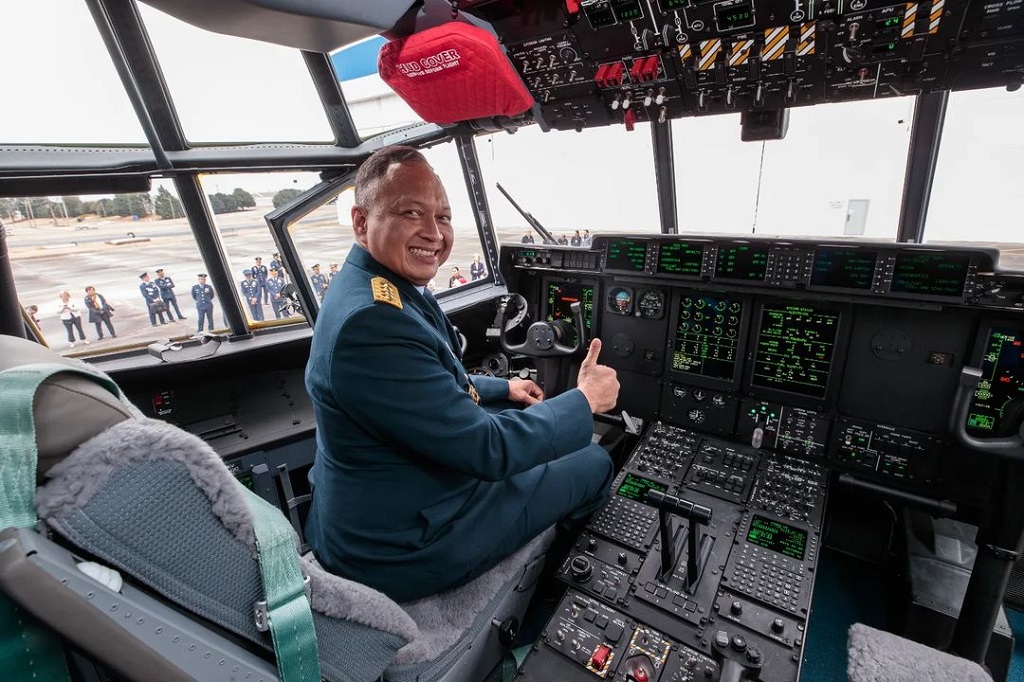 Secara keseluruhan, TNI AU akan menambah lima pesawat C-130J Super Hercules. Kelima pesawat akan datang secara bertahap, mulai Maret 2023, dan Juni 2023, Juli 2023, Oktober 2023 serta Januari 2024.