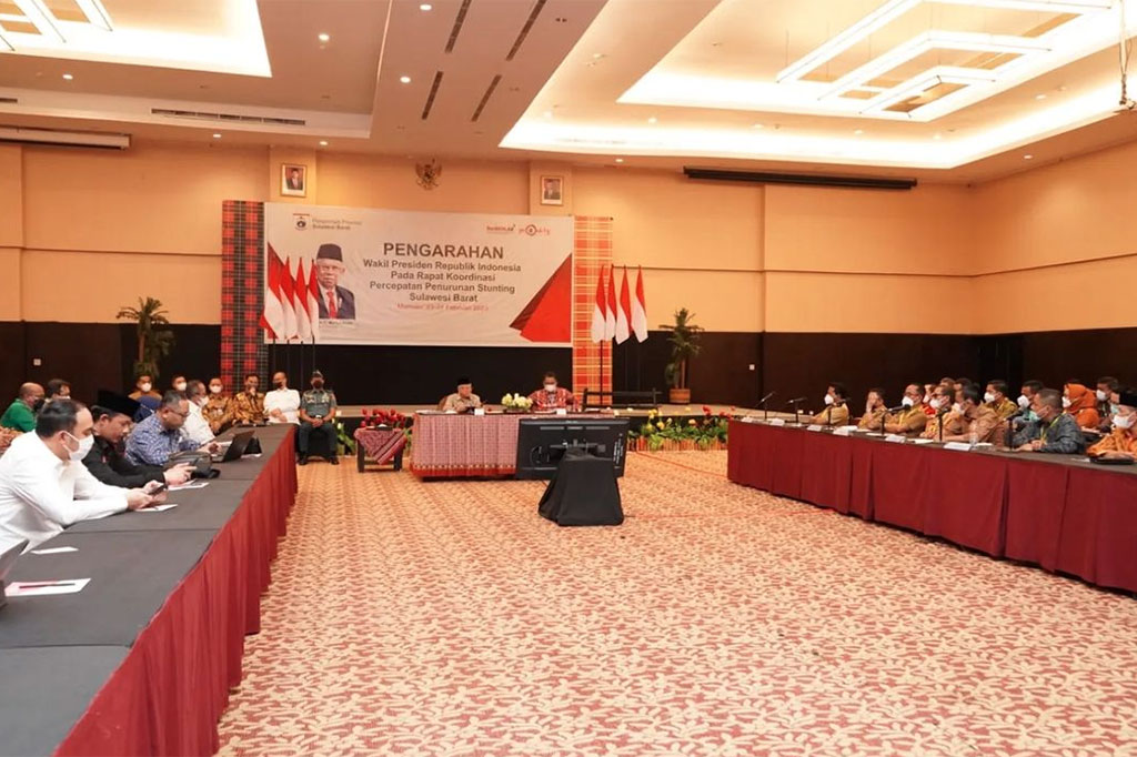 Wapres mengapresiasi laporan yang disampaikan Pemprov Sulbar dan pemkab enam kabupaten se-Sulbar terkait program dan kendala penanganan stunting di daerah itu. Kendala seperti koordinasi, kolaborasi dan sinergi yang belum berjalan dengan baik kata Ma'ruf Amin, harus segera dihilangkan.