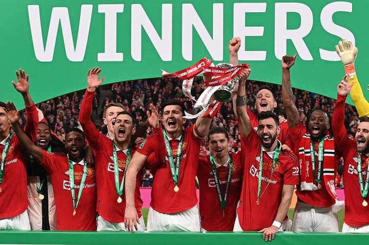 Manchester United (MU) menjuarai Piala Liga Inggris (Carabao) 2022/23 usai mengalahkan Newcastle United 2-0 di partai final, di Wembley Stadium pada Senin, 27 Februari 2023 dini hari WIB. Ini merupakan gelar pertama mereka sejak 2017.