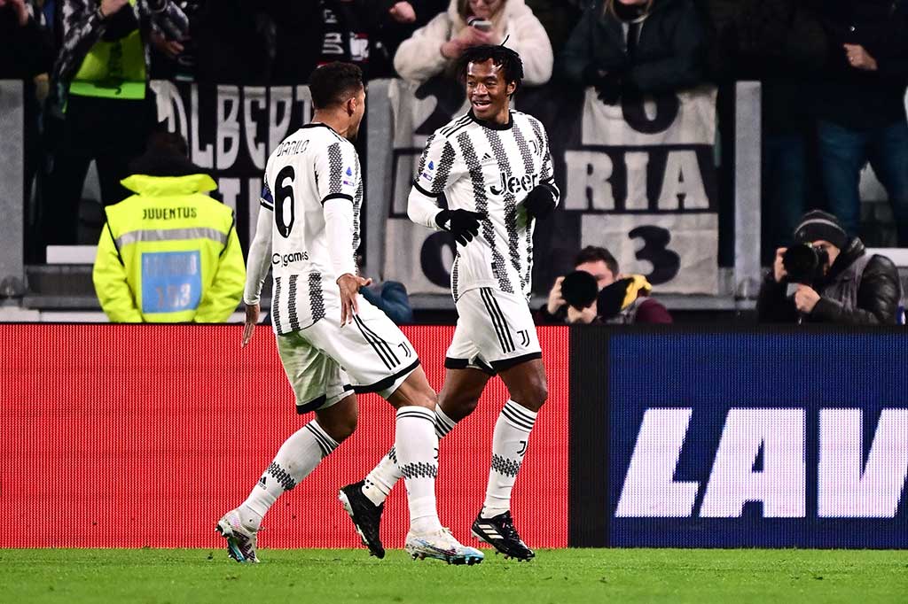 Tuan rumah berhasil menyamakan kedudukan pada menit ke-16. Filip Kostic melepaskan umpan silang dari sisi kiri ke depan gawang yang berhasil disambar Juan Cuadrado dengan tendangan voli untuk mengubah kedudukan menjadi 1-1.