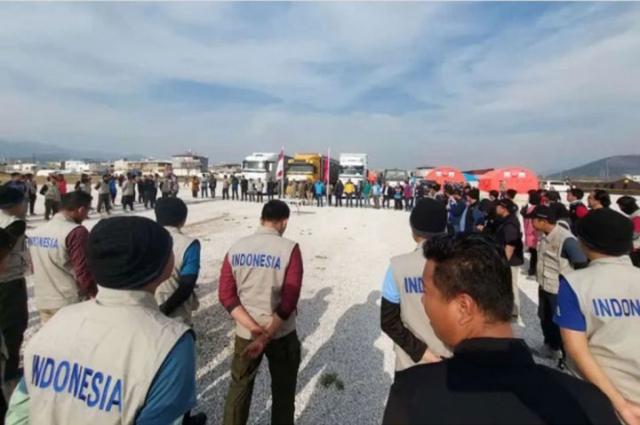 Dalam sambutannya, Duta Besar Luar Biasa Berkuasa Penuh (LBBP) untuk Turki Lalu Muhammad Iqbal menyampaikan bahwa Field Hospital yang didirikan oleh tim INA – EMT ini telah beroperasi selama dua pekan dan telah memberikan pelayanan medis secara optimal demi kepentingan warga distrik Hassa yang menjadi korban musibah gempa.