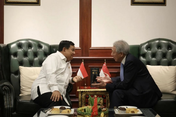 “Salah satu prioritas kerja sama dengan Singapura adalah bidang pendidikan, dan kami ingin mengembangkan kerja sama di bidang ini lebih intensif,” tegas Prabowo.