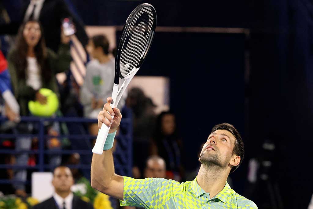 Djokovic, yang sebelum tiba di Dubai tidak berkompetisi sejak mengangkat trofi Australain Open, kini mencatat rekor menang kalah 15-0 untuk musim ini, menandai kemenangan beruntun terbaik keempatnya untuk memulai musim.