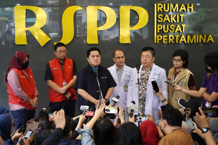 Menteri BUMN Erick Thohir menyatakan para korban terbakarnya pipa TBBM Plumpang menjadi prioritas Kementerian BUMN juga PT Pertamina. Hal itu dikatakan Erick Thohir saat membezuk para korban yang dirawat di Rumah Sakit Pusat Pertamina (RSPP), Jakarta, Sabtu, 4 Maret 2023.