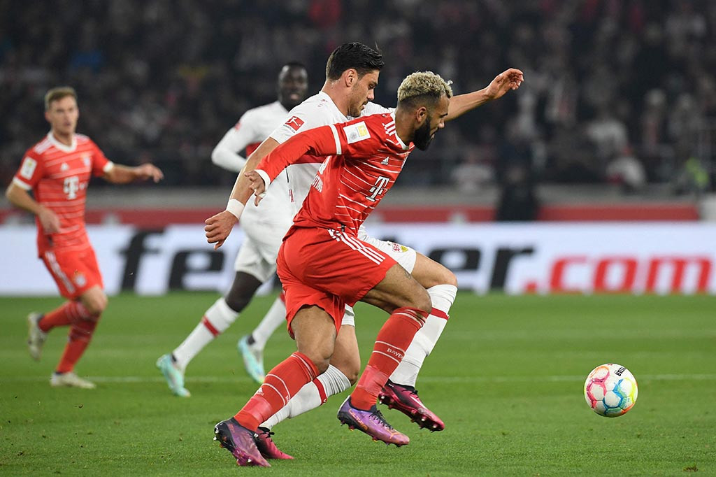Masuk di babak kedua, Bayern masih mendomninasi permainan dan baru bisa menggandakan keunggulan pada Eric Choupo-Moting pada menit ke-62. Thomas Muller melewati beberapa pemain dari sisi sayap dan memberikan umpan tarik yang dapat dituntaskan Choupo-Moting jadi gol. Skor 2-0 untuk Bayern.