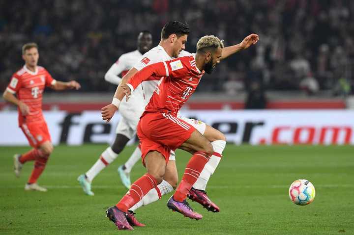 Masuk di babak kedua, Bayern masih mendomninasi permainan dan baru bisa menggandakan keunggulan pada Eric Choupo-Moting pada menit ke-62. Thomas Muller melewati beberapa pemain dari sisi sayap dan memberikan umpan tarik yang dapat dituntaskan Choupo-Moting jadi gol. Skor 2-0 untuk Bayern.