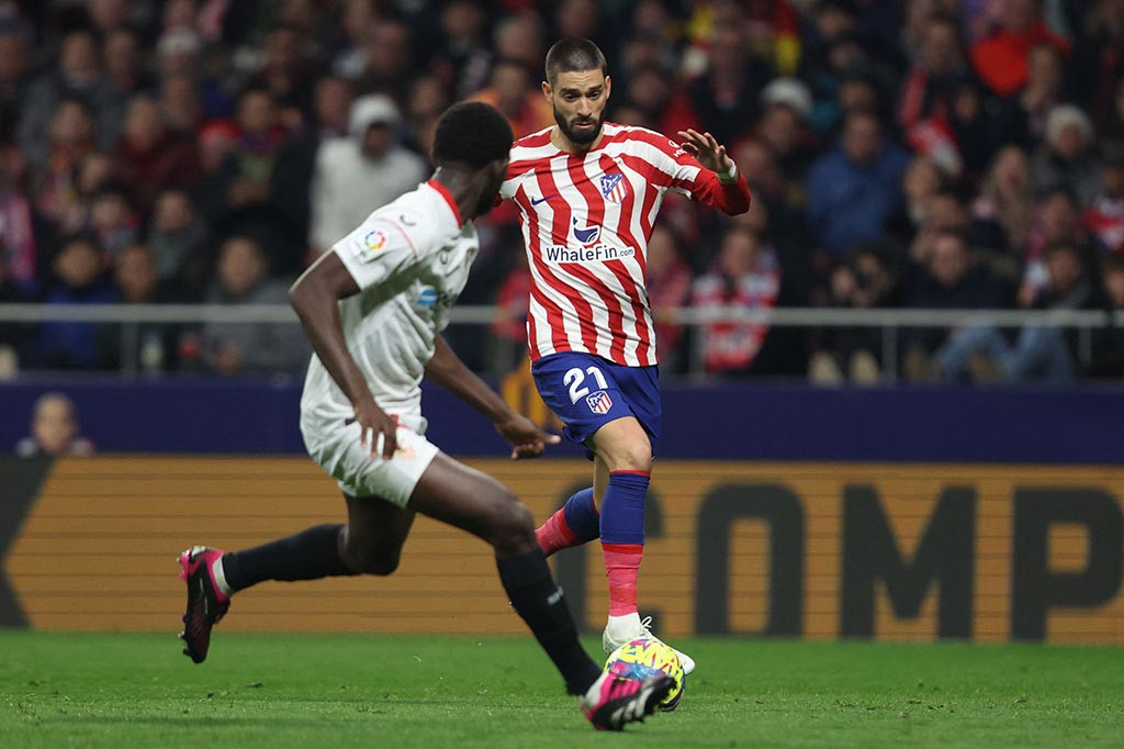 Atletico kembali memperbesar keunggulan mereka menjadi 3-1 pada menit ke-53. Sepakan keras Griezmann dari jarak jauh gagal dihentikan kiper Yassine Bounou dan menjebol pojok kiri atas gawang.