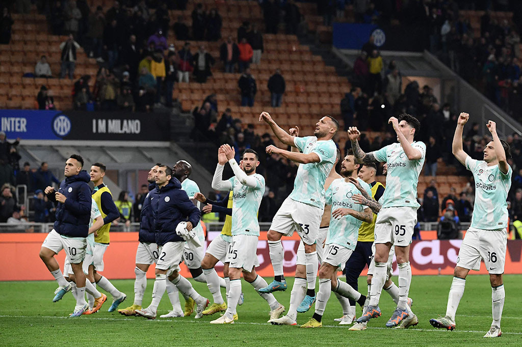 Setelah gol itu, intensitas serangan mulai menurun hingga membuat Lecce balik menekan tuan rumah. Namun, Lecce gagal mencetak gol di sisa pertandingan. Inter menang dengan skor akhir 2-0 atas Lecce.