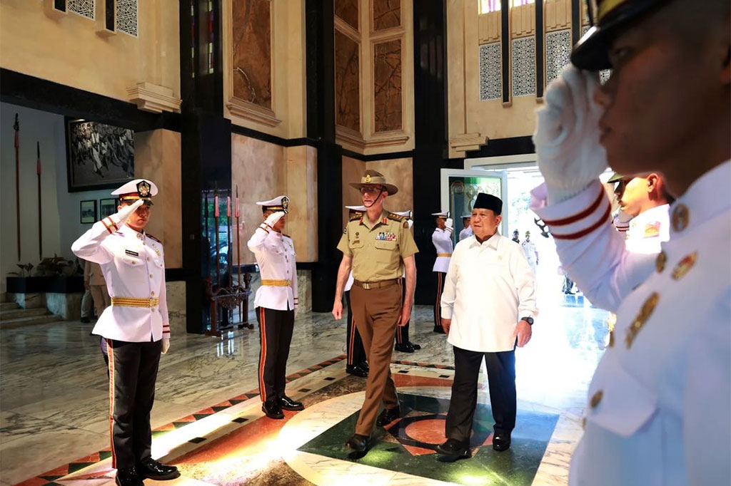 Keduanya berdiskusi mengenai berbagai isu penting dalam kerja sama pertahanan kedua negara, khususnya bidang pendidikan. Sampai saat ini, hampir 3.300 personel TNI, baik militer maupun sipil, telah mengikuti program pendidikan dan pelatihan di Australia sejak tahun 1967.