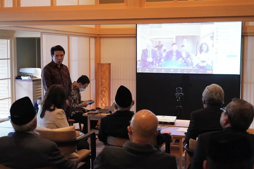 Wapres Ma’ruf Amin menuturkan bahwa diaspora Indonesia turut berperan penting dalam pembangunan ekonomi Indonesia. Menurutnya, melalui diaspora dan para pelaku usaha di luar negeri, produk-produk Indonesia semakin dikenal luas pasar global.