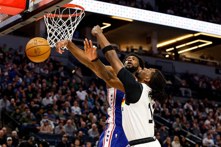 Embiid dan rekan-rekannya melemparkan 81 tembakan secara total dan 40 di antaranya sukses masuk ke dalam keranjang, atau 49,4 persen akurasi. Sementara tembakan tiga angka lebih baik lagi dengan akurasi 60 persen, yaitu 15 sukses dari 25 percobaan yang dilakukan.