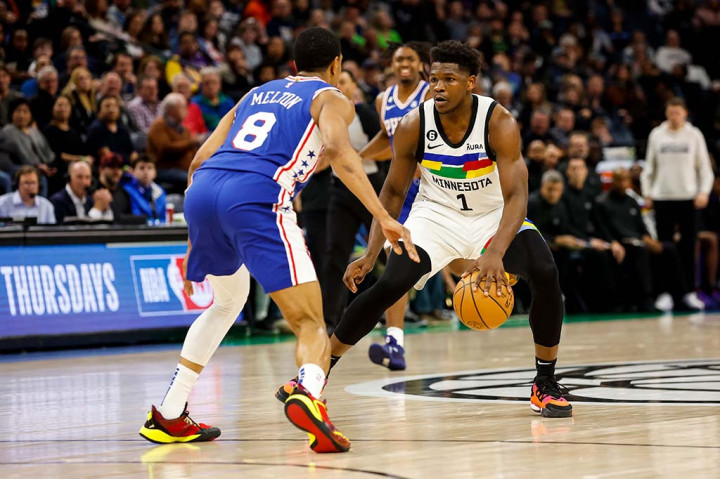 Di kubu Timberwolves, Anthony Edwards menjadi pencetak poin tertinggi dengan 32 poin, Taurean Prince 13 poin, dan Naz Reid 11 poin.