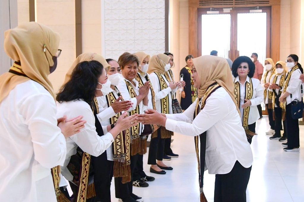 Di akhir kunjungan kerjanya, Ibu Iriana dan para anggota OASE KIM akan meninjau Lembaga Pemasyarakatan (Lapas) Perempuan Kelas II A Bandar Lampung, Kota Bandar Lampung.