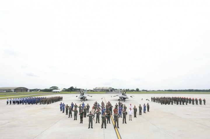 Wing Kehormatan Penerbang Kelas I TNI AU ini juga diberikan sebagai penghargaan atas jasa-jasanya yang telah ditunjukkan dalam kerja sama yang baik dan dukungannya selama ini dalam melaksanakan tugas pengabdian kepada bangsa dan negara.