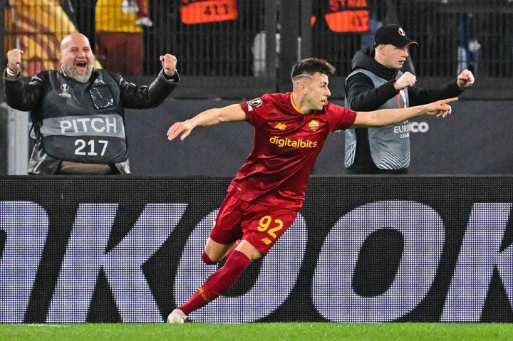 Serigala Roma sudah berhasil unggul atas tim tamu pada menit ke-13. Paulo Dybala menyerang dari kanan, lalu mengoper ke Tammy Abraham. Penyerang Inggris itu kemudian mengecoh Zubeldia sebelum melepaskan umpan silang yang dituntaskan dengan Stephan El Shaarawy di sisi kiri. Skor menjadi 1-0.