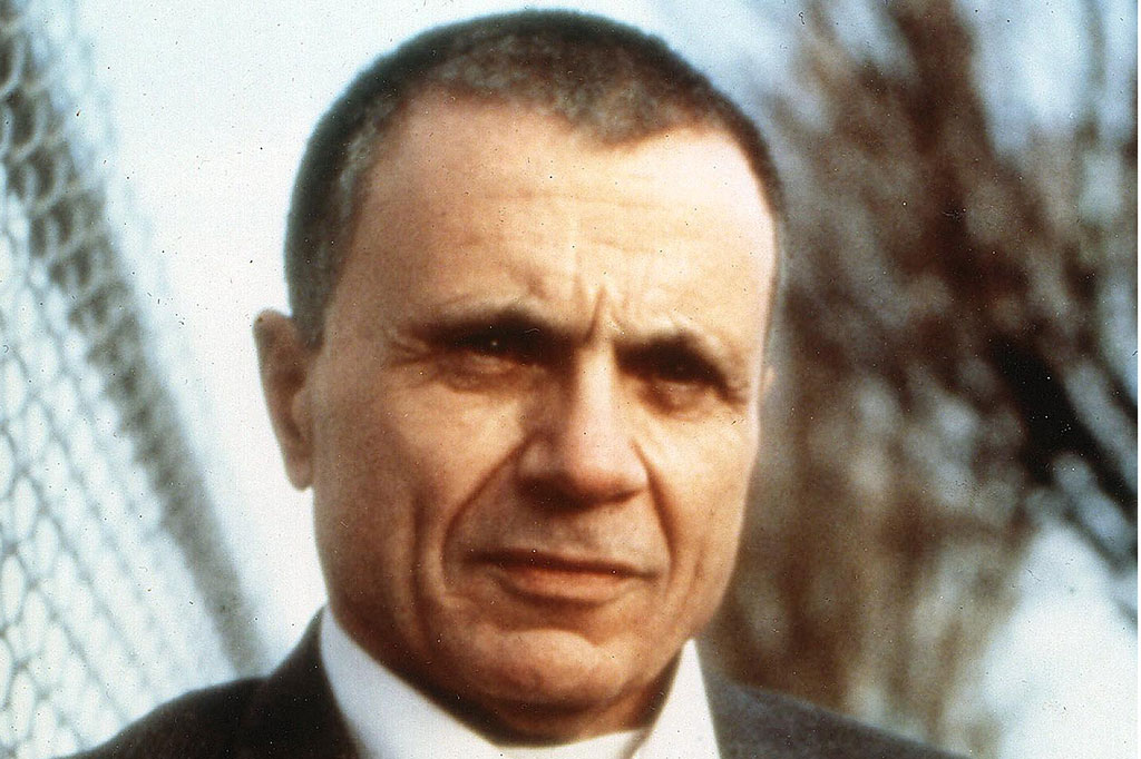 Menurut laporan sejumlah media asing, termasuk BBC, aktor yang juga pemeran utama film Lost Highway itu meninggal dunia dengan tenang di tengah keluarga besarnya. Sementara menurut keponakannya, Noreen Austin, menyebutkan Blake meninggal dunia akibat serangan jantung.