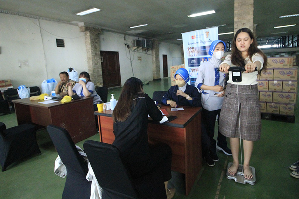 Selain peresmian klinik, Media Group juga menyediakan layanan cek kesehatan gratis yang bekerja sama dengan Rumah Sakit Premier Bintaro.