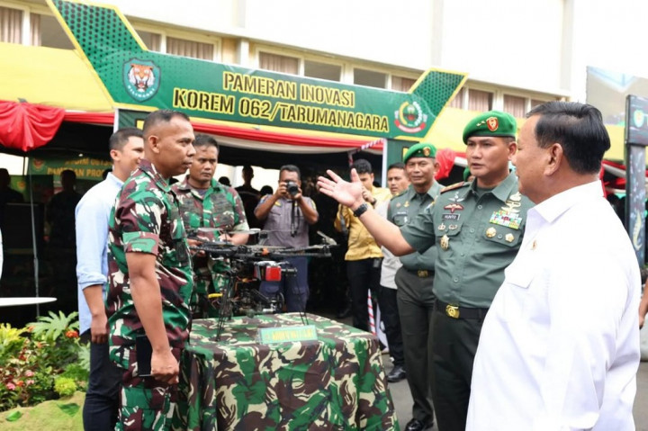 Pada kesempatan tersebut, Menhan juga meninjau pameran yang menampilkan beberapa terbosan inovasi teknologi yang dilakukan oleh satuan – satuan komando teritorial di jajaran Kodam III/Siliwangi.