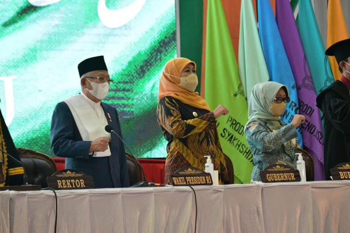 Wapres menyadari, bahwa penerapan protokol kesehatan sepenuhnya kembali ke kesadaran masing-masing individu untuk saling menjaga.